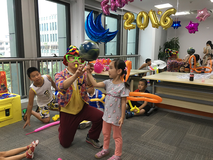 昆拓首次Family Day